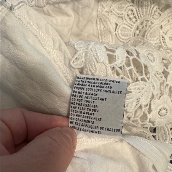 Ness Crochet Lace Blouse White XL - Picture 5 of 6